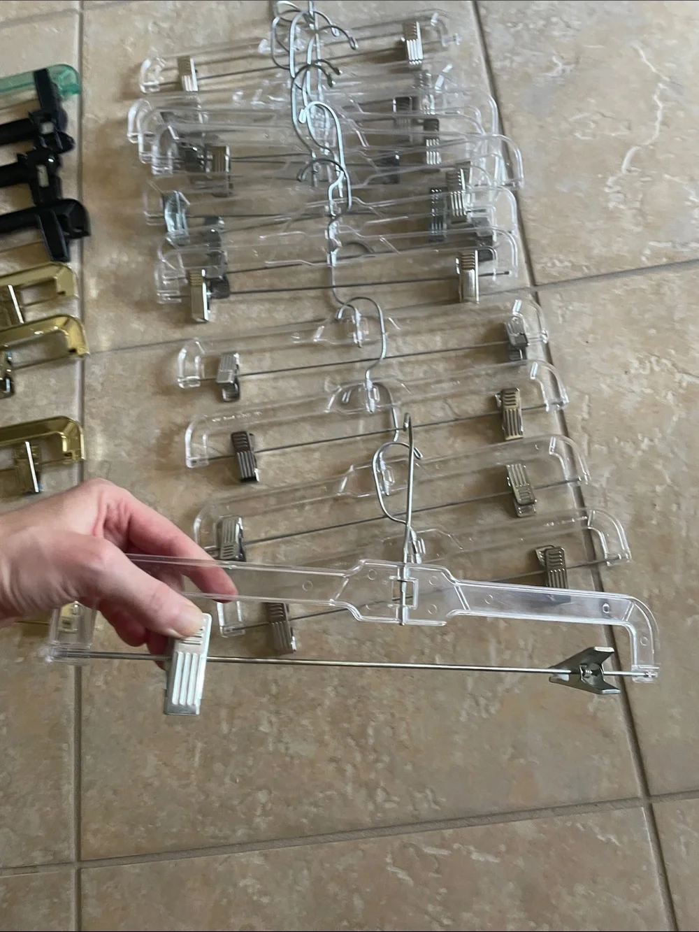 23 skirt hangers Clear and Gold Skirt/Pant Hangers with Clips 23 Pack